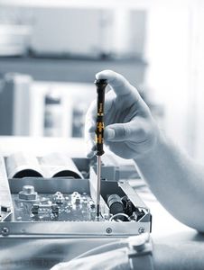 Wera Profesjonalny wkrętak śrubokręt precyzyjny nasadowy dla elektroników ESD firmy WERA 8