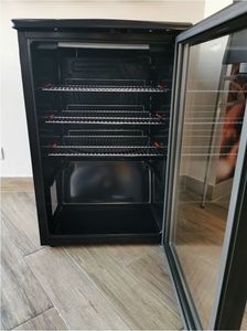 Witryna chłodnicza Whirlpool ADN 140 B 2