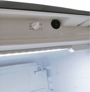 Witryna chłodnicza Whirlpool ADN 140 B 3