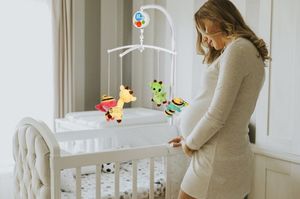 MalPlay Karuzela pluszaki żyrafki pszczółki 2