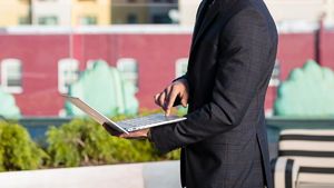 Laptop HP HP ENVY 13 FHD IPS i5-8250U 8/128SSD NVIDIA MX150 17