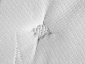 Beliani Materac kieszeniowy memory foam ze zdejmowalnym pokrowcem 90 x 200 cm LUXUS 4