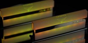 Pamięć TeamGroup XTREEM ARGB, DDR4, 16 GB, 4000MHz, CL18 (TF13D416G4000HC18JDC01) 8