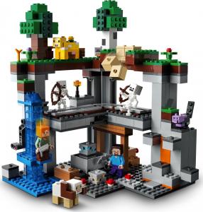 LEGO Minecraft Pierwsza przygoda (21169) 3