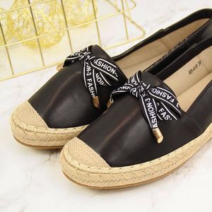 S.Barski Espadryle damskie z eko skóry czarne S.Barski 36 4