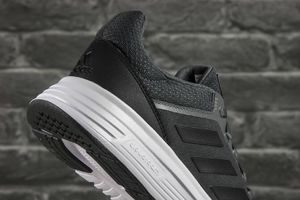 Adidas Buty adidas Galaxy 5 M FY6717 43 1/3 3