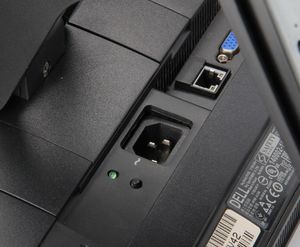 Komputer Dell Dell OptiPlex 3030 AiO Series i3-4150 8 GB 240 SSD 19,5" HD+ W8Pro A- 9