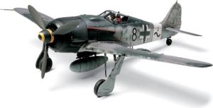 Tamiya FockeWulf Fw190 A8A8 R2 (61095) 1