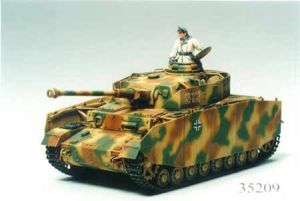 Tamiya Panzerkampwagen IV Ausf. H (35209) 1