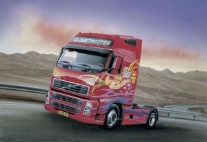 Italeri Volvo FH 16 Globetrotter XL - 3821 1