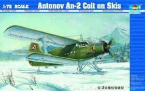 Trumpeter Antonov An2 Colt on Skis (01607) 1