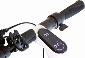 Hulajnoga elektryczna Fiat F500-F10W Cross 3