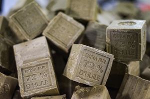 Tadé Pays du Levant La Corvette Mydło Marsylskie Oliwka zero waste Ecocert 200g 2