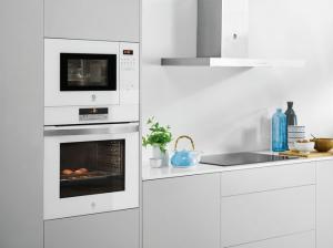 Kuchenka mikrofalowa Balay 3CG5172B0 3