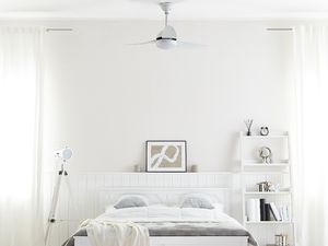 Wentylator Beliani Wentylator sufitowy biały TOPLICA 2