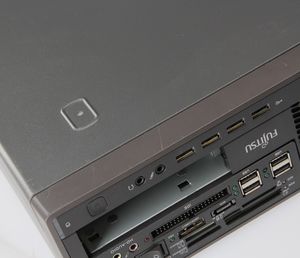 Komputer Fujitsu Komputer Fujitsu Esprimo E700 SFF i3-2100 4 GB 250 HDD W7Pro B 11