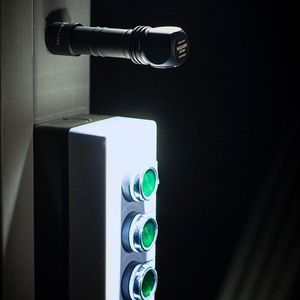 Latarka Armytek Wizard WR Magnet White 14