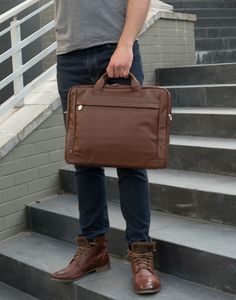 Torba McKlein Bridgeport 17" 12