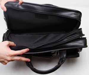 Torba McKlein Elston 17" 11