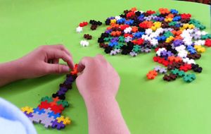 Plus Plus Klocki plastikowe PlusPlus Mini Neon 600 el. 2