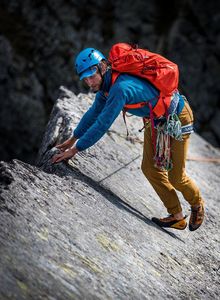 Blue Ice Uprząż wspinaczkowa Addax blue S 4