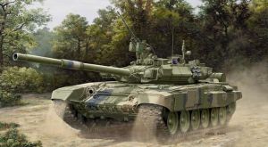 Revell Russian Battle Tank T90 (03190) 1