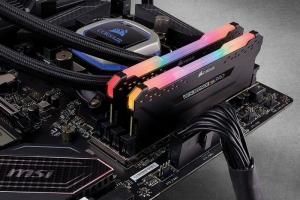 Pamięć Corsair Vengeance RGB PRO, DDR4, 32 GB, 3000MHz, CL16 (CMW32GX4M2D3000C16) 5
