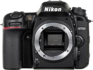 Lustrzanka Nikon D7500 Nikon F 18-140 mm F/3.5-5.6 ED G VR 1