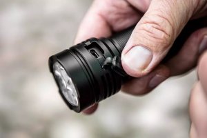 Latarka Neo akumulatorowa na USB, 3300 lm OSRAM P9 LED (99-037) 5