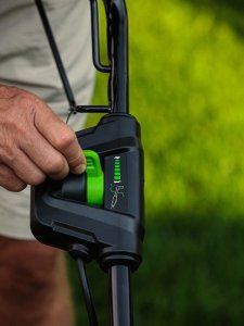 Kosiarka akumulatorowa Greenworks 40V Kosiarka akumulatorowa z napędem 46cm  zestaw, ładowarka + 1 akumulator 4Ah (GD40LM46SPK4) 5