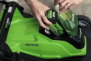 Kosiarka akumulatorowa Greenworks 40V , 41cm  zestaw, ładowarka + 1 akumulator 4Ah (G40LM41K4) 4