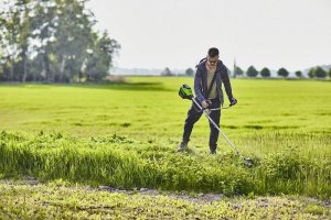 Greenworks 60V Podkaszarka,kosa, Uchwyt Rowerowy ,Silnik Bezszczotkowy (GD60BCB) 3