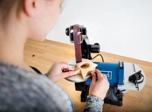 Szlifierka Scheppach BTS700 3