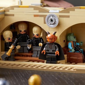 LEGO Star Wars Kantyna Mos Eisley (75290) 6