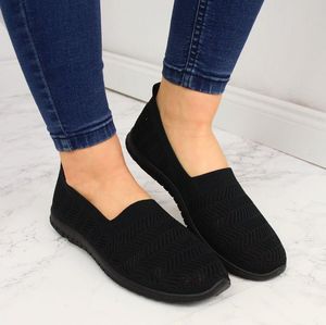 Filippo Tenisówki damskie ażurowe slip on czarne Filippo 41 3