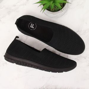 Filippo Tenisówki damskie ażurowe slip on czarne Filippo 41 5