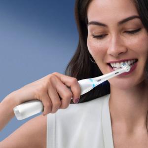 Szczoteczka Oral-B iO Series 8N White Alabaster 2
