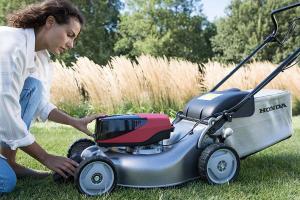 Kosiarka akumulatorowa Honda HRG 416 XB 4