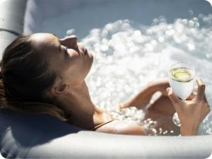 SPA ogrodowe Bestway Lay-Z-Spa Hawaii HydroJet Pro 180 cm x 71 cm (60031) 8