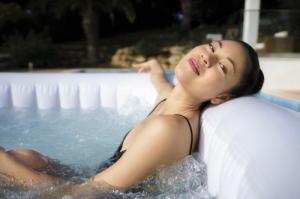 Jacuzzi ogrodowe Bestway Lay-Z-Spa Ibiza 180 cm x 66 cm (60015) 4