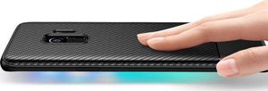 Crong Crong Prestige Carbon Cover - Etui Samsung Galaxy S9 (czarny) 4