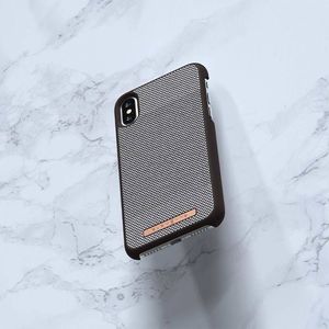 Nordic Elements Nordic Elements Saeson Idun - Materiałowe etui iPhone Xs / X (Dark Brown Pattern 1) 6
