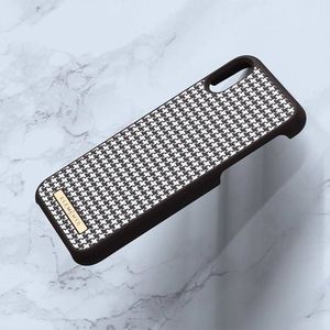 Nordic Elements Nordic Elements Saeson Idun - Materiałowe etui iPhone Xs / X (Dark Brown Pattern 2) 5