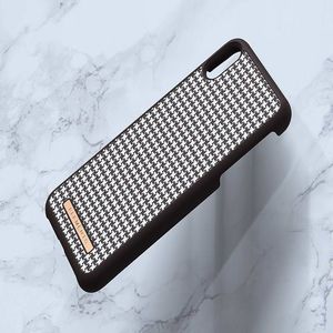 Nordic Elements Nordic Elements Saeson Idun - Materiałowe etui iPhone Xs Max (Dark Brown) 12