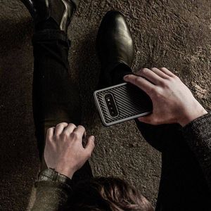 X-doria X-Doria Defense Lux - Etui aluminiowe Samsung Galaxy S10e (Drop test 3m) (Black Carbon Fiber) 8