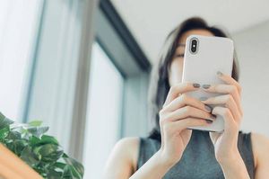 Moshi Moshi iGlaze - Etui iPhone Xs Max (Pearl White) 7