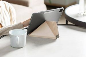 Etui na tablet Moshi Moshi VersaCover - Etui origami iPad Pro 11" (2020/2018) z ładowaniem Apple Pencil (Savanna Beige) 7