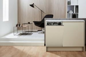 Zmywarka Whirlpool WSIE 2B19 C 8