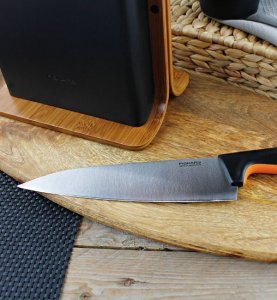 Fiskars Zestaw 5 noży w bloku bambusowym Functional Form 1057552 8