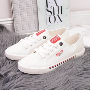 Big Star Trampki niskie tekstylne białe Big Star HH274059 36 4